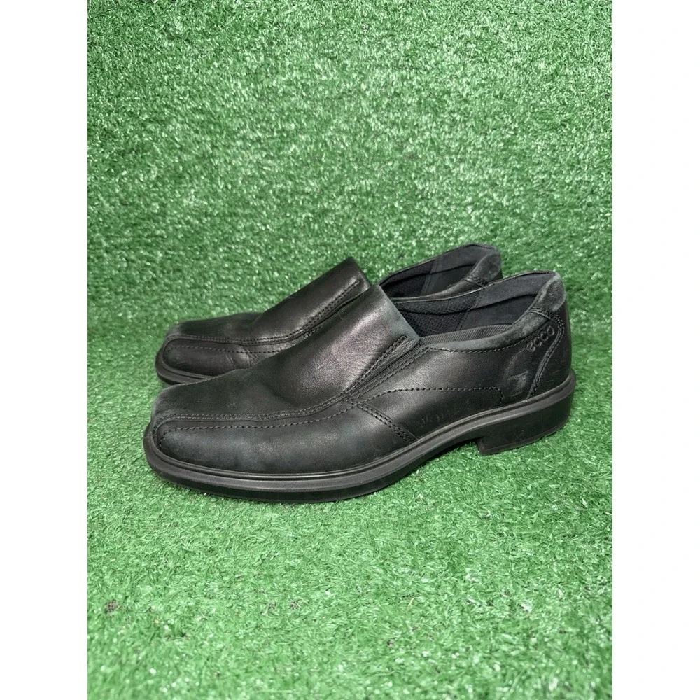 Ecco Helsinki 2.0‎ Mens Size 7-7.5 Black Casual Leather Apron Toe Slip On Shoes